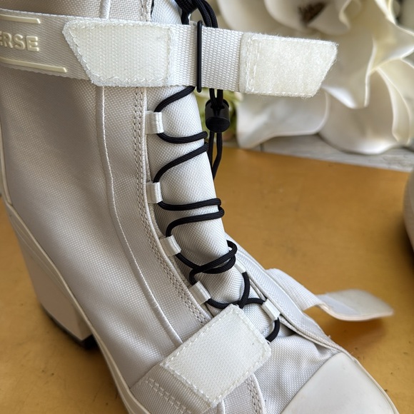 CONVERSE Chuck Taylor All Star Gr82 Heeled Boot In White - Picture 9 of 15